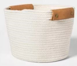 COILED ROPE ROUND BASKET